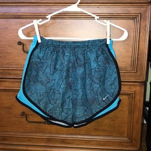 NIKE | 🦋 dri-fit shorts!! Size small!!